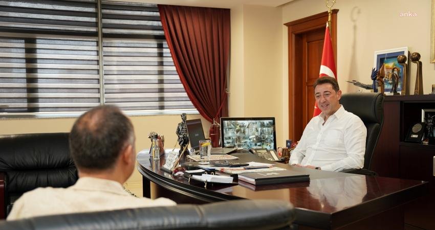Bandırma Belediye Başkanı Tolga Tosun’un ilçe sakinlerini dinlediği ‘Halk Günü’