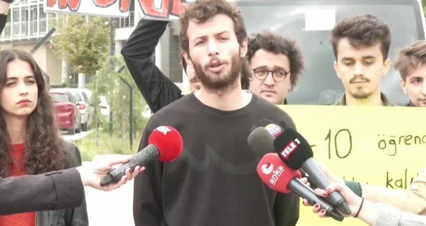 Kalacak yurt ve ev bulamayan üniversite öğrencilerinin oluşturduğu Barınamıyoruz Hareketi,