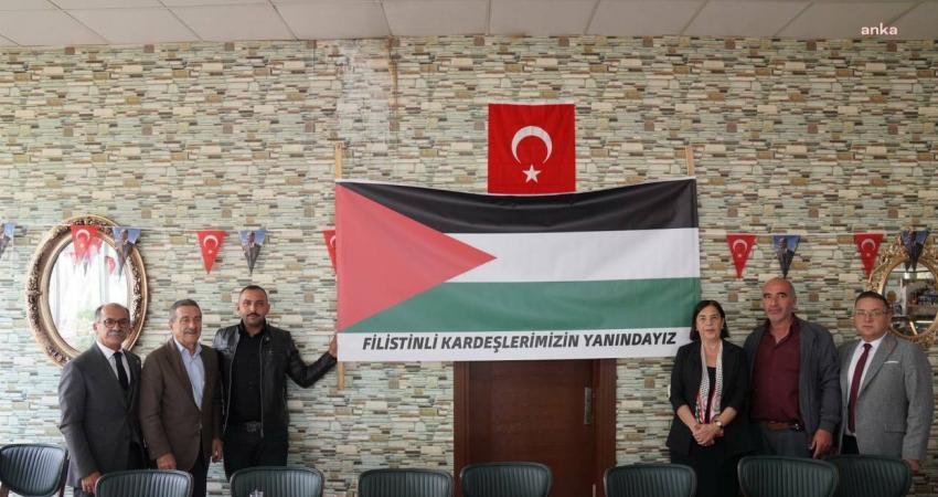 Tepebaşı Belediye Başkanı Ahmet Ataç, Sivrihisar ilçesini ziyaret ederek mahalle