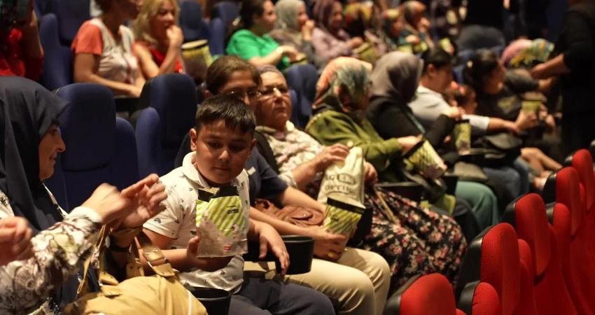 Tarsus Belediye Başkanı Dr. Haluk Bozdoğan, Türkiye Cumhuriyeti'nin kuruluşunun 100.