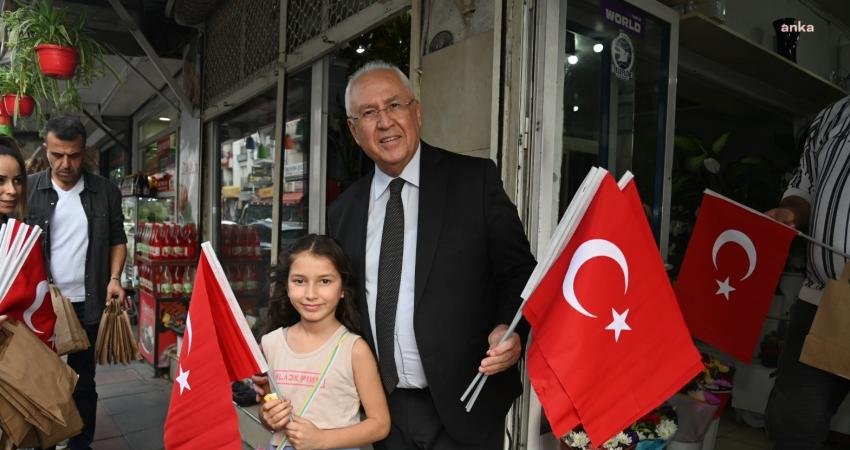 Cumhuriyet'in 100. yılı Karabağlar'da çok sayıda etkinlikle ve coşkuyla kutlanmaya