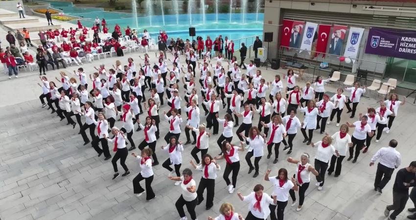 Ankara Büyükşehir Belediyesi, Cumhuriyet'in 100. yaşını düzenlediği çeşitli etkinliklerle kentin