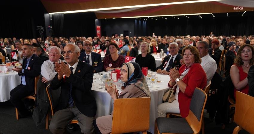 Cumhuriyet’in 100. yıl coşkusunu ilçede hâkim kılan Beylikdüzü Belediyesi, Cumhuriyet