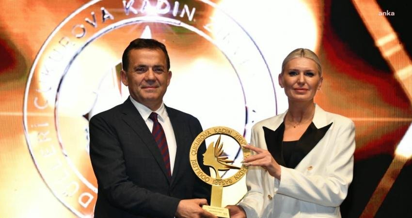 Mersin’in Yenişehir ilçesinde düzenlenen '2. Çukurova Kadın Zirvesi Kadın Başarı