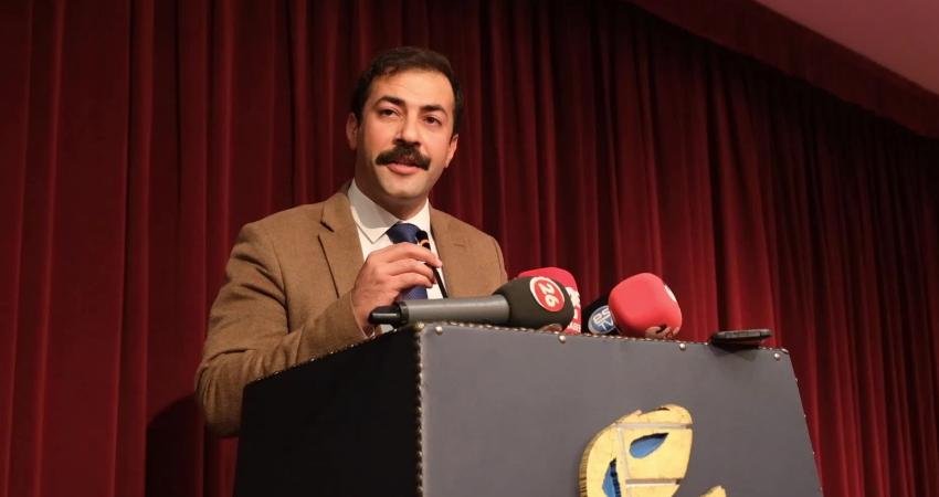 CHP Eskişehir İl Başkanı Talat Yalaz, valilik tarafından yasaklanan Octoberfast