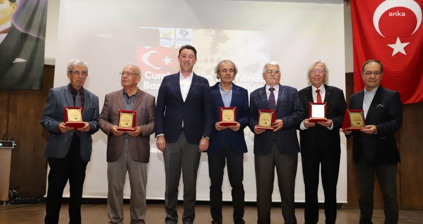 Bandırma Kent Konseyi ve Bandırma Belediyesi iş birliğiyle Cumhuriyet’in 100. yılında