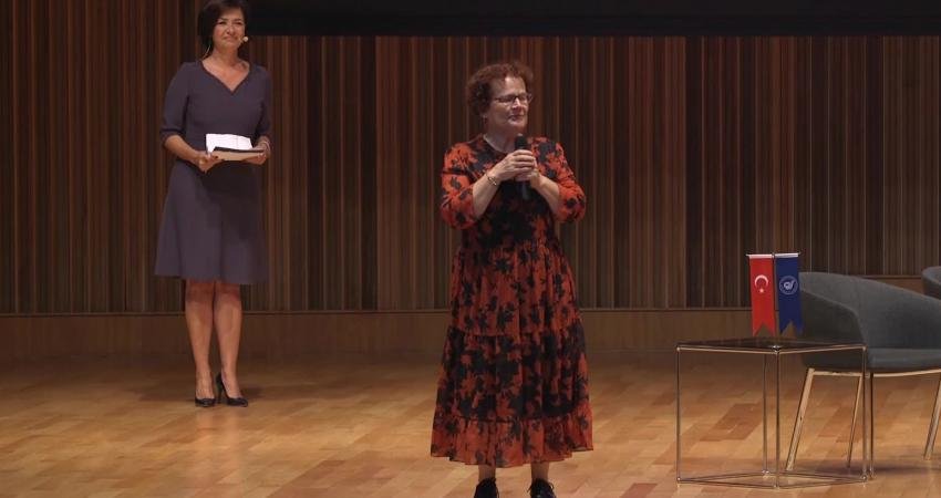 Eğitimde fırsat ve cinsiyet eşitliğinin sağlanması amacıyla çalışmalarını sürdüren Çağdaş