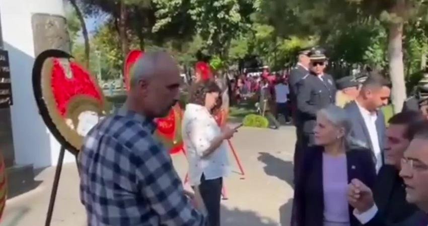 Cumhuriyet Bayramı’nın 100. yıl kutlamaları çerçevesinde Diyarbakır’da düzenlenen resmi tören