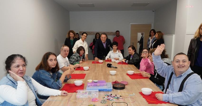 Beylikdüzü Belediyesi’nin ilçeye kazandırdığı Engelsiz Yaşam Merkezi’nde atölye faaliyetleri başladı.