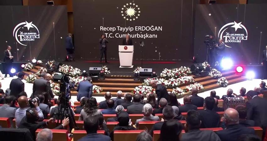 Cumhurbaşkanı Recep Tayyip Erdoğan, Ankara'da düzenlenen 26. Geleneksel Tüketici Ödülleri