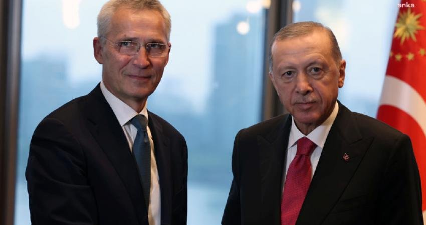 Cumhurbaşkanı Recep Tayyip Erdoğan, NATO Genel Sekreteri Jens Stoltenberg ile