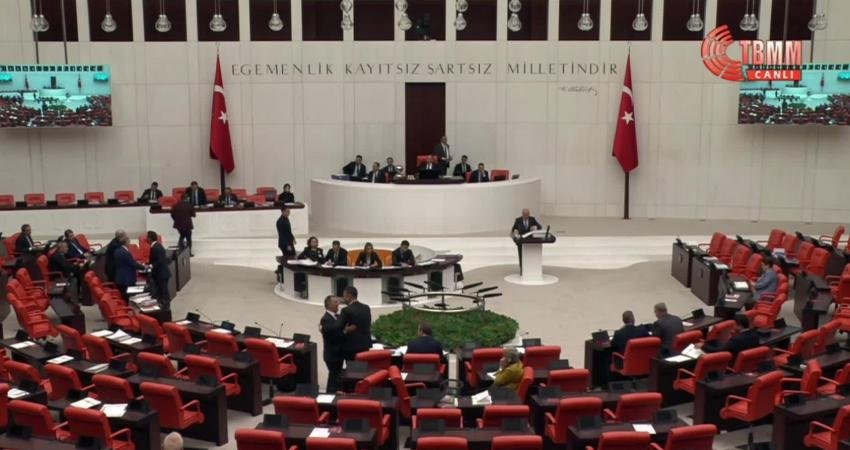 İYİ Parti Grup Başkanvekili Erhan Usta, 12. Kalkınma Planı’nın görüşüldüğü