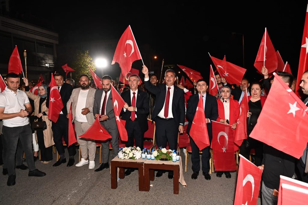 mamakta-cumhuriyetin-100-yili-coskusu