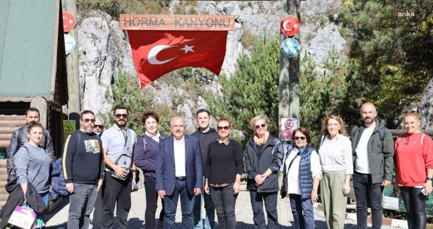 Safranbolu Belediye Başkanı Elif Köse, Pınarbaşı Belediye Başkanı Şenol Yaşar’ın