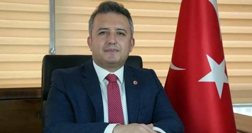 Saadet Partisi Grup Başkanvekili İsa Mesih Şahin TBMM'de, “Gençlerimiz için,