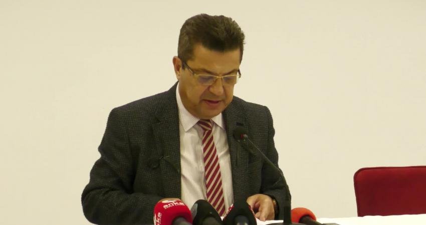 İzmir Tabip Odası Başkanı Prof. Dr. Süleyman Kaynak, “İzmir Bayraklı