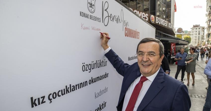 Konak Belediyesi’nin Cumhuriyet’in 100’üncü yıldönümü kutlamaları kapsamında Alsancak’ta düzenlediği “Benim