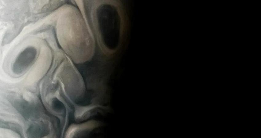 Jüpiter bile Cadılar Bayramı'nı kutlamak istiyor olabilir. NASA'nın Jüpiter'den elde