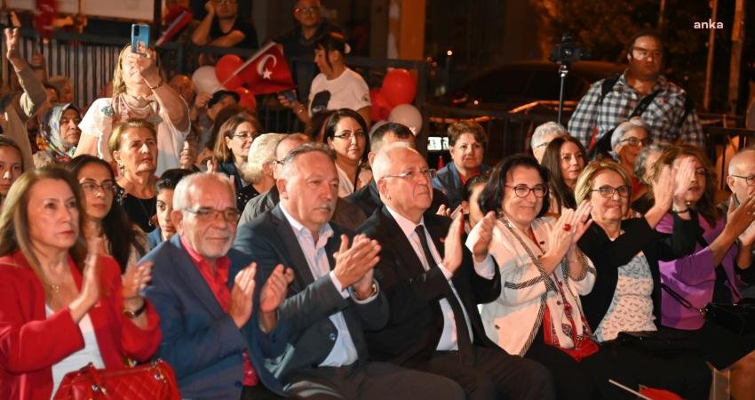 Karabağlar Belediyesi ve Atatürkçü Düşünce Derneği Karabağlar Şubesi’nin ortak düzenlediği