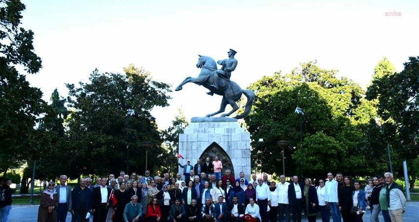 Karabağlar Belediye Başkanı Muhittin Selvitopu, ilçede yıllardır uyum içinde çalıştığı