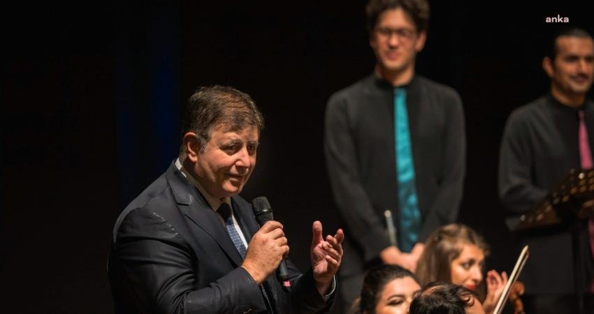 Türkiye’de bir ilçe belediyesi tarafından kurulan ilk kadrolu oda orkestrası