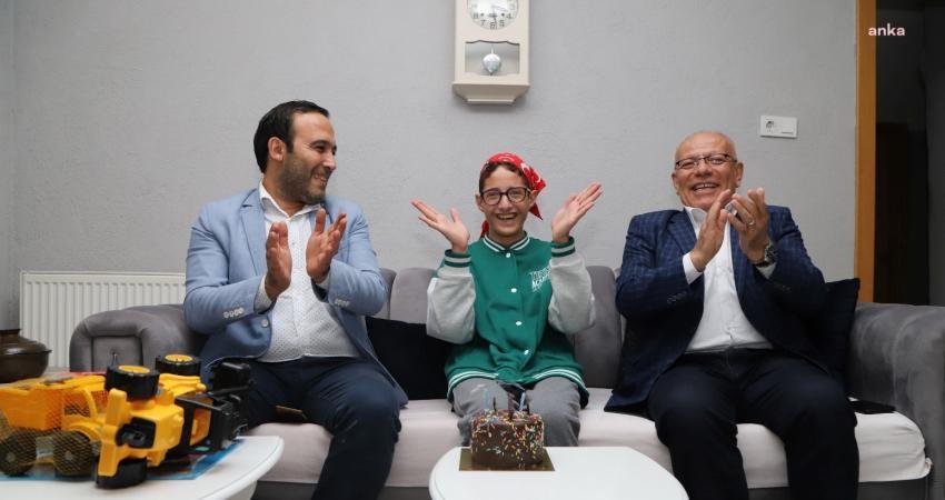 Engelli vatandaşların sosyal yaşama katılmaları için atölyeler ve etkinlikler düzenleyen