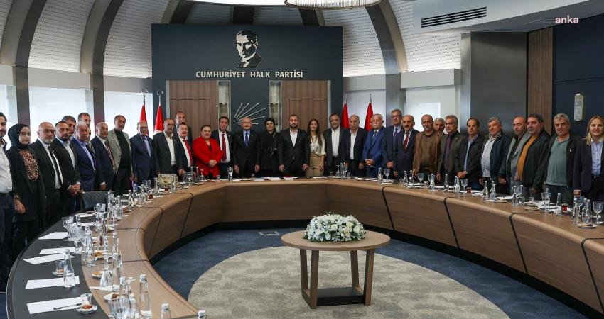 CHP Genel Başkanı Kemal Kılıçdaroğlu; CHP Diyarbakır İl Başkanı Abdullah