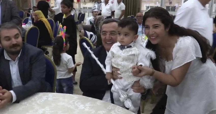 Konak Belediye Başkanı Abdül Batur, belediyenin toplu sünnet organizasyonu kapsamında