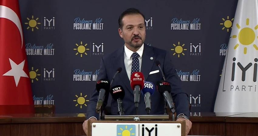 İYİ Parti Sözcüsü Kürşad Zorlu, "Asgari ücret artık açlık sınırının