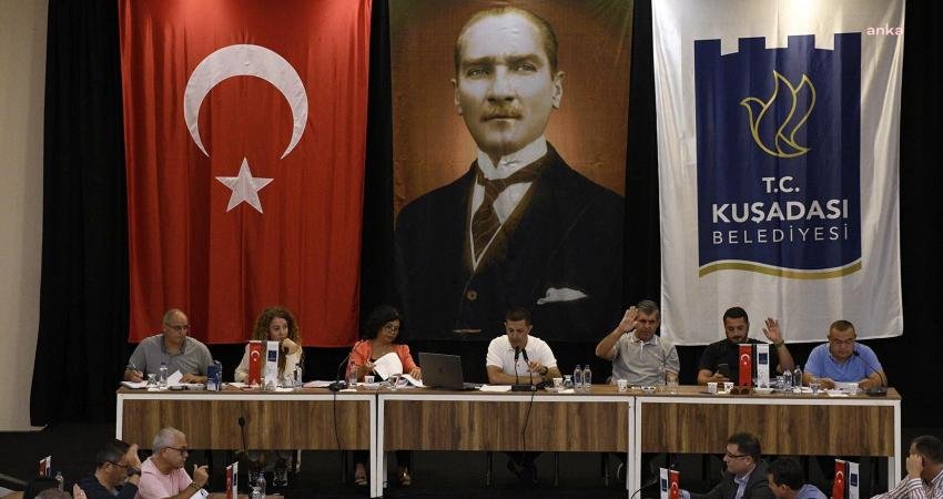 Kuşadası Belediyesi Belediye Meclisi ekim ayı olağan toplantısının ikinci oturumu