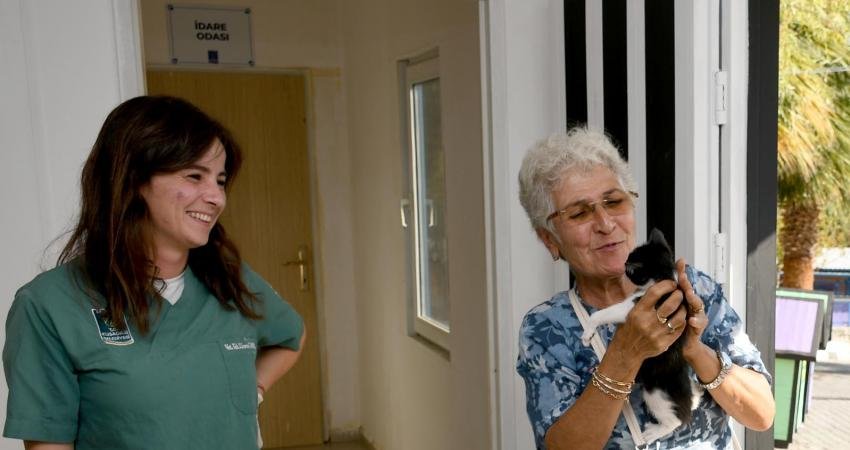 Kuşadası’nın hayvan sever Belediye Başkanı Ömer Günel’in göreve gelmesinin ardından