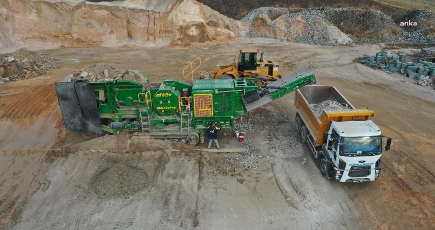 Lüleburgaz Belediyesi’nin Trakya’da bir ilk olarak hayata geçirdiği İnşaat Yıkıntı