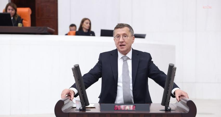 İYİ Parti Kocaeli Milletvekili Lütfü Türkkan, Sağlık Bakanı Fahrettin Koca’ya