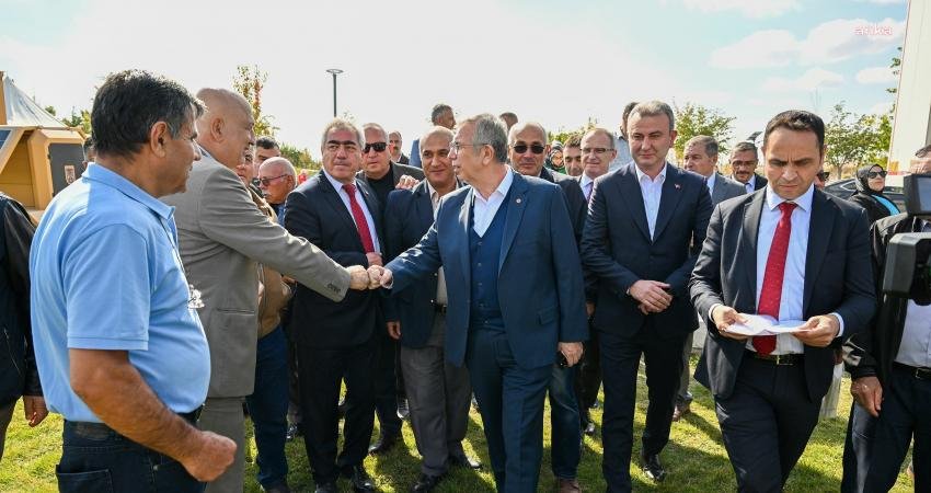 Ankara Büyükşehir Belediye Başkanı Mansur Yavaş, 19 Ekim Muhtarlar Günü