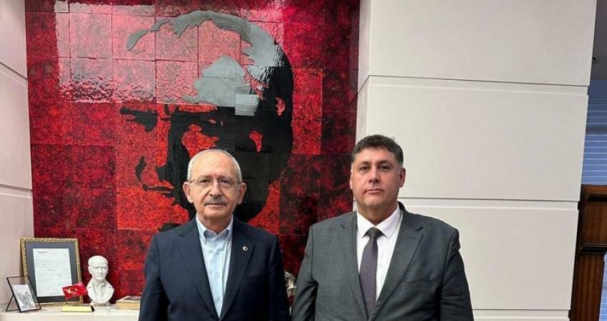 Menderes Belediye Başkanvekili Erkan Özkan, CHP Genel Başkanı Kılıçdaroğlu’nu ziyaret