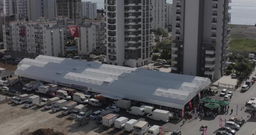 Mezitli Belediyesi ilçede bulunan semt pazarlarını modern hale getirmeye devam
