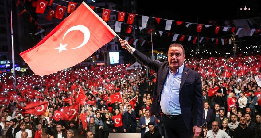 Antalya Büyükşehir Belediye Başkanı Muhittin Böcek, 29 Ekim Cumhuriyet Bayramı