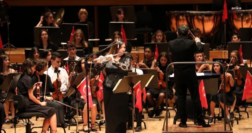 Narlıdere Belediyesi’nin 2019 yılında ülkemize kazandırdığı Narlıdere Belediyesi Çocuk Senfoni