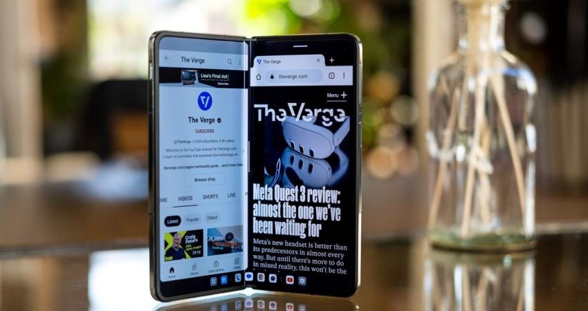 OnePlus'ın ilk katlanabilir modeli OnePlus Open nihayet tanıtıldı. Sadece bir