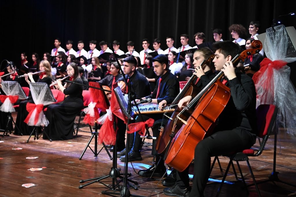 mamakta-cumhuriyetin-100-yili-coskusu