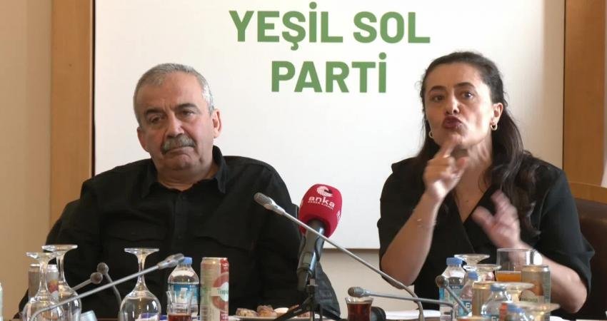 TBMM Başkanvekili Sırrı Süreyya Önder, "Kobani iddianamesi AKP'yi ileride yargılamak