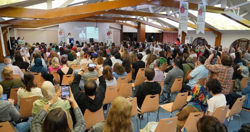 Tepebaşı Belediyesi ve Tepebaşı Sağlıklı Kent Konseyi tarafından düzenlenen söyleşiye