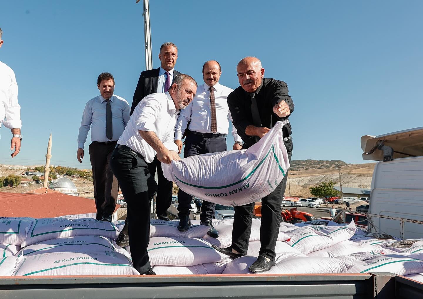 Sincan Belediyesi üreticiye tam destek veriyor. Yerli üretimi ve tarımsal