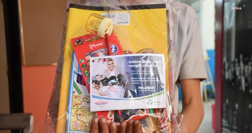 Okulların açıldığı günden bu yana ihtiyaç sahibi ailelerin çocuklarına eğitim