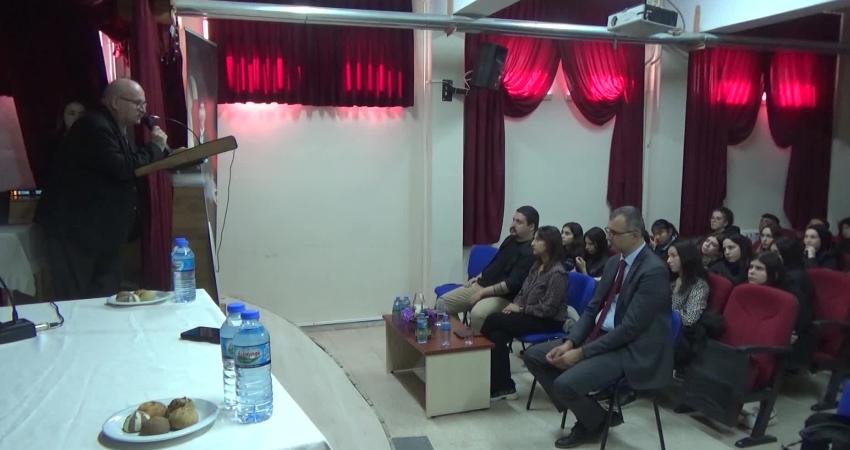 Trakya Üniversitesi Sanat Tarihi Bölüm Başkanı Prof. Dr. Engin Beksaç,