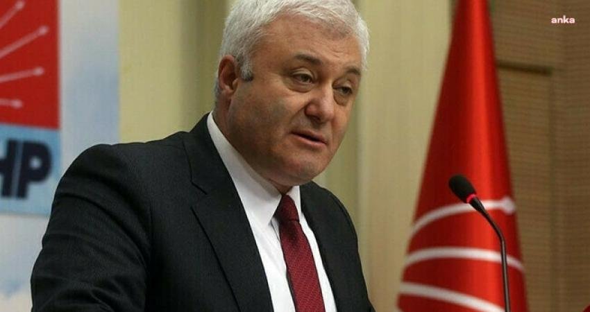 CHP İzmir Milletvekili Tuncay Özkan, görevinden uzaklaştırılan Menemen Belediye Başkanı