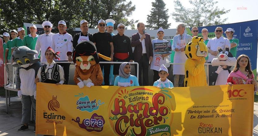 Edirne Belediyesi’nin organizasyonuyla gerçekleştirilen 11. Uluslararası Edirne Bando ve Ciğer