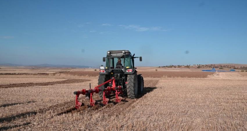 Yozgat’ın Sorgun ilçesinde çiftçilik yapan 61 yaşındaki Ergün Yerden, Cumhuriyet’in