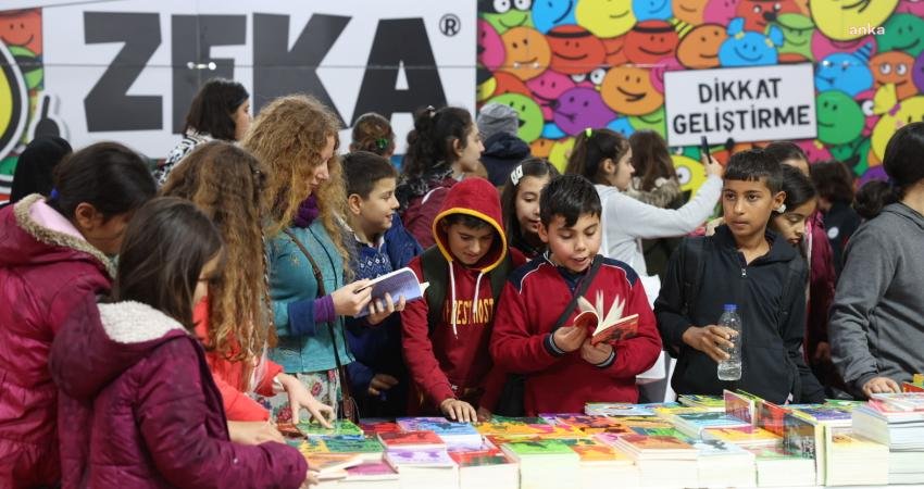 Antalya Büyükşehir Belediyesi’nin ev sahipliğinde bu yıl 13’üncüsü düzenlenen Antalya