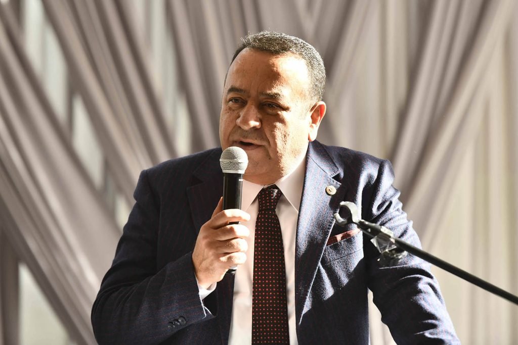 yeni-elektronik-ucret-toplama-sistemi-geliyor-mansur-yavas-ulasim-esnafi-ile-bulustu